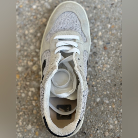 VEJA V-10 Flannel - White/Snow Size US 6 - Picture 11 of 16